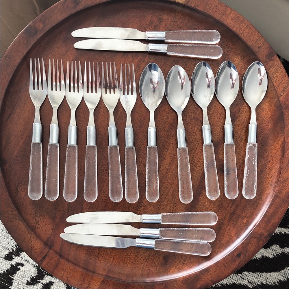 Silverware Clear Lucite Handles Art Deco Cutlery Set (16 pieces)